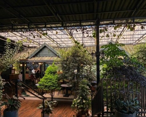 Open Air Restaurant Near Munnar for Dinner Reservations