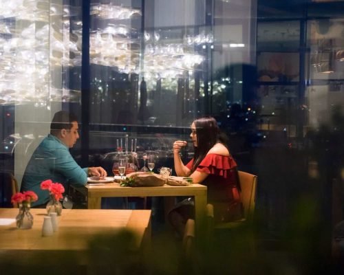 Restaurants Near Munnar for Couples & Families